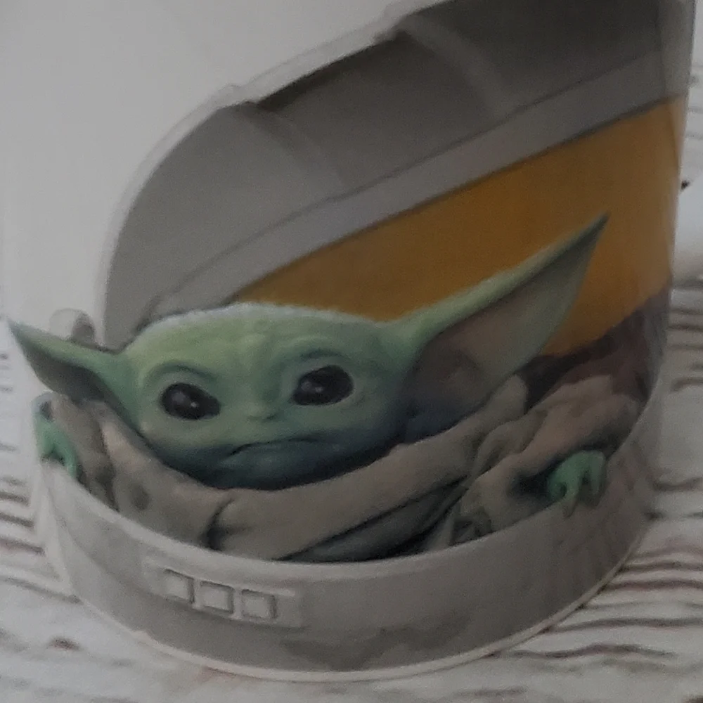 Star Wars The Mandelorian baby Yoda mug from Galerie